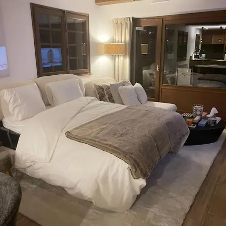 Apartment Chaleureux A - 80 M² Avec Jardin Et Cheminee. Megeve