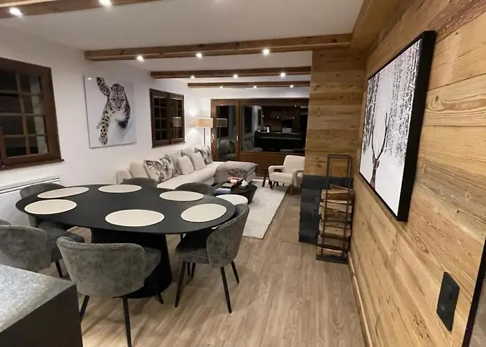 Chaleureux A - 80 M² Avec Jardin Et Cheminee.